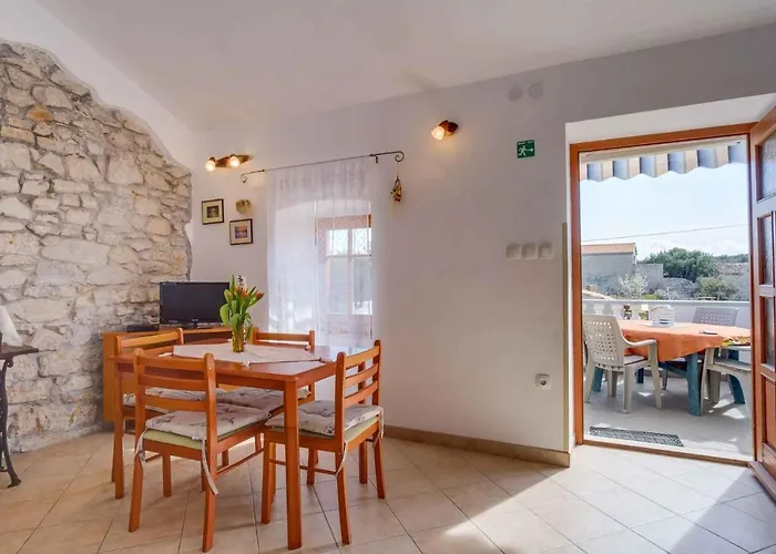 In - Insel Cres 37906 Apartman Stivan