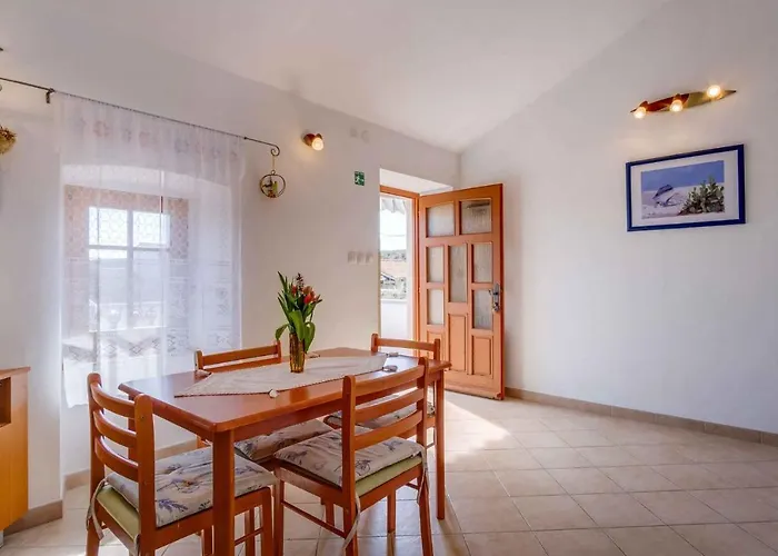 Apartment In - Insel Cres 37906 Štivan