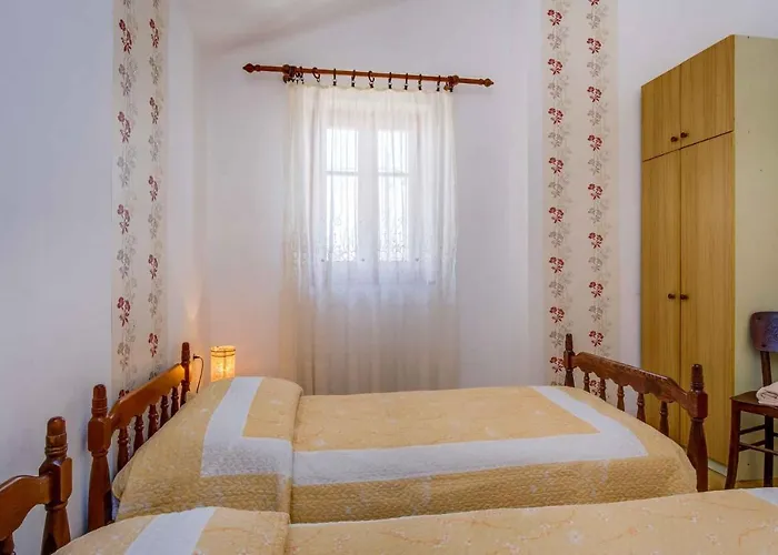 In - Insel Cres 37906 *